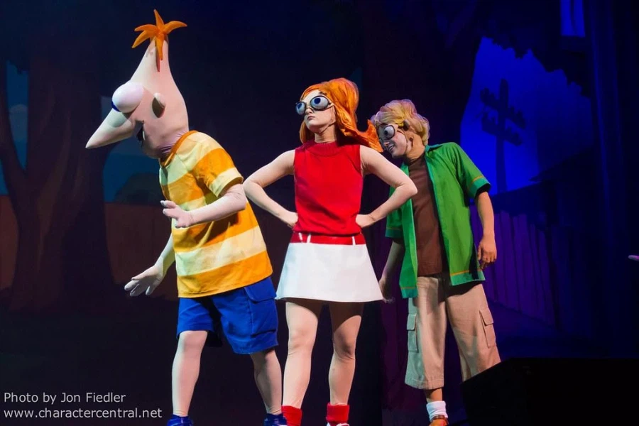 미국과 일본의 애니 인형탈 퀄리티 차이_5.webp