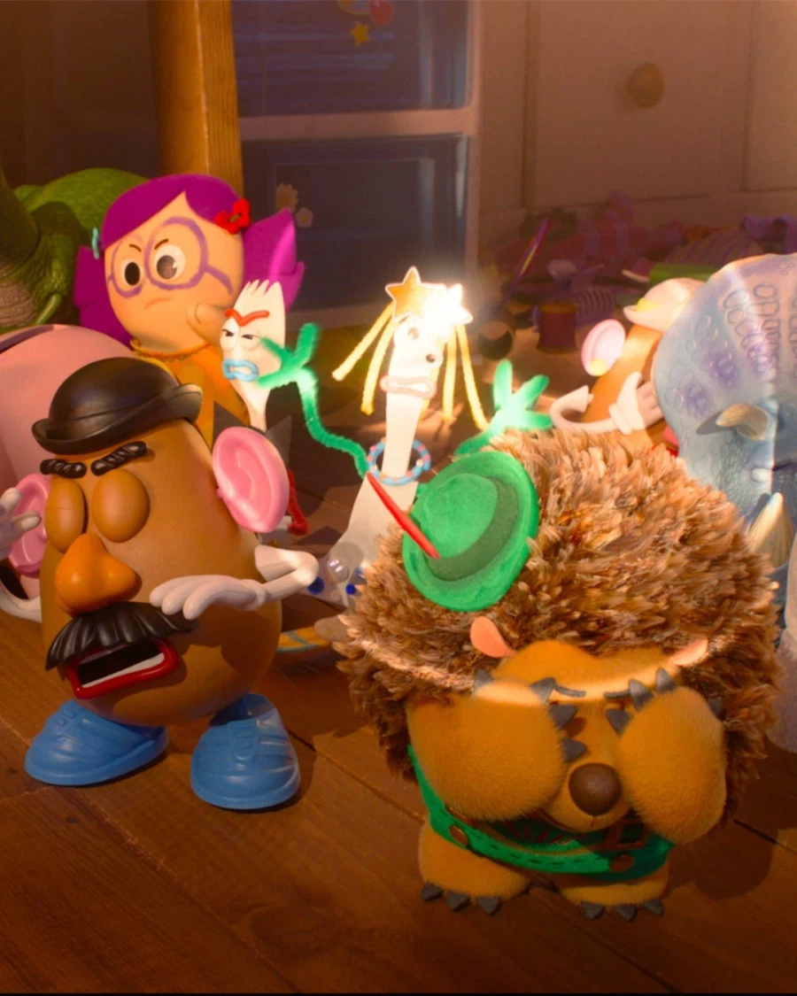 토이 스토리 신작의 우디 근황_3.webp