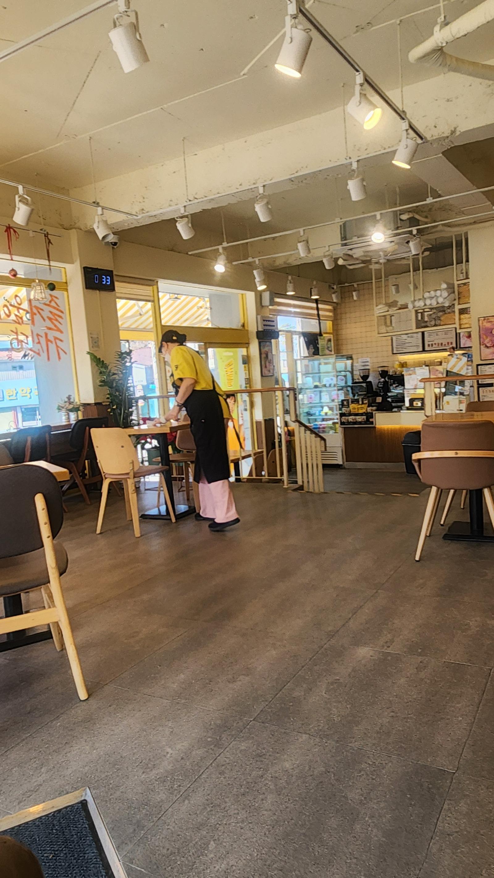 온정 가득한 이런 메가커피숖(정읍 신태인점)