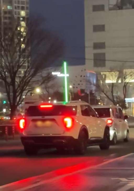 포드 익스플로러 상습 꼼수 무료주차