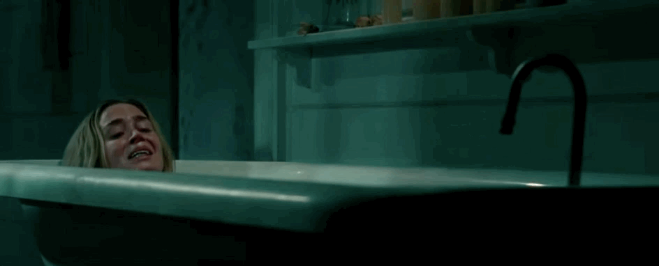 스포 ) 영화에 개연성은 없어도 된다는 극단적인 예시_8.gif