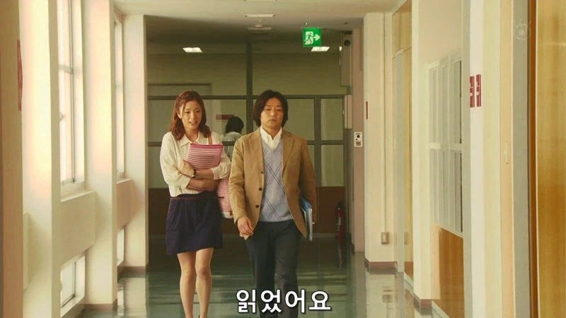 잠입수사하는 여자형사는 얼굴만 반반하면 되는거 아님?_6.webp