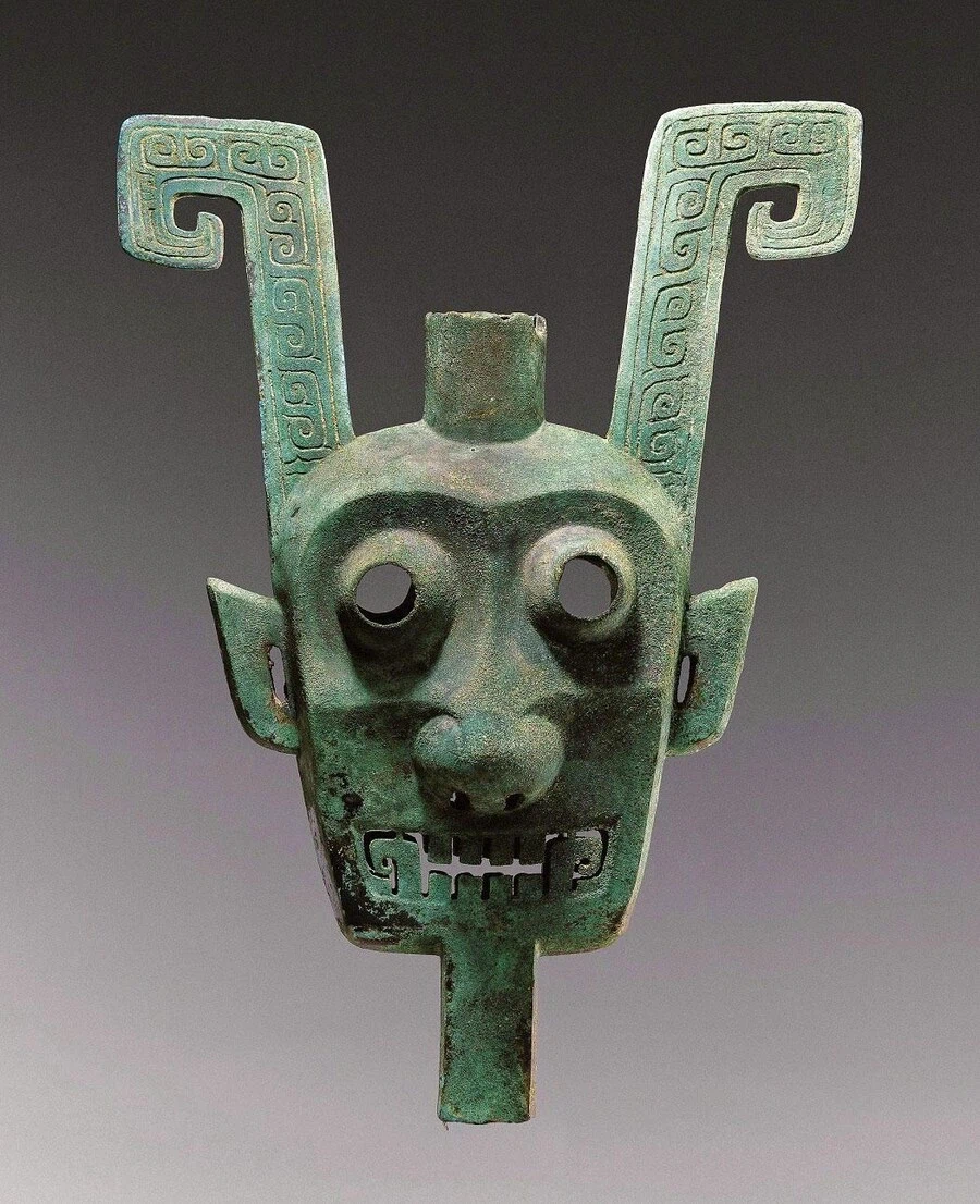 유물을 토대로 복원한 고대 중국 상나라 갑옷.jpg_9.webp