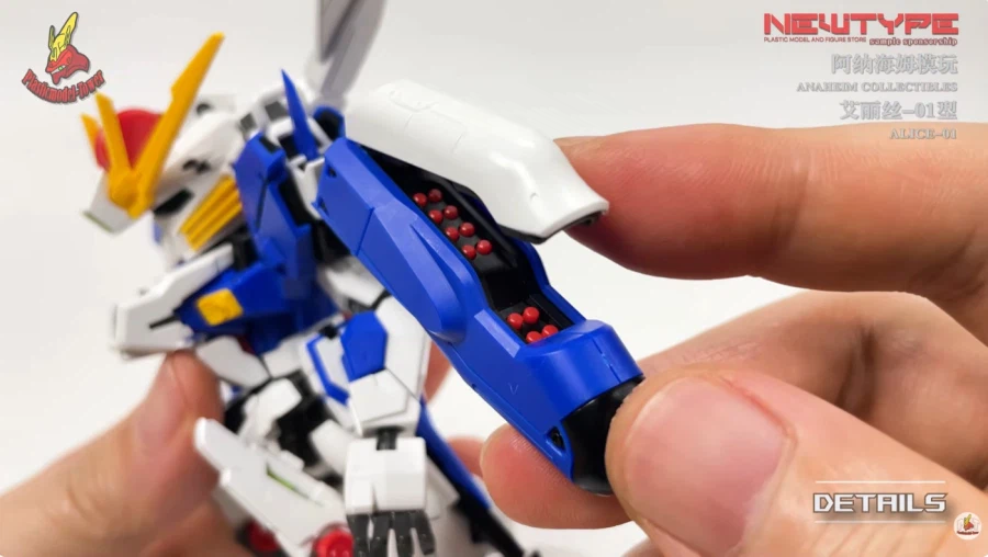 중국에서 설정 잘 안 읽고 만든 건담 특_2.webp