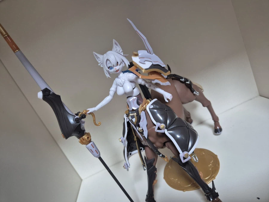 새벽에 퍼리 프라모델 조립하다가 뭔가 완성됐어_7.webp