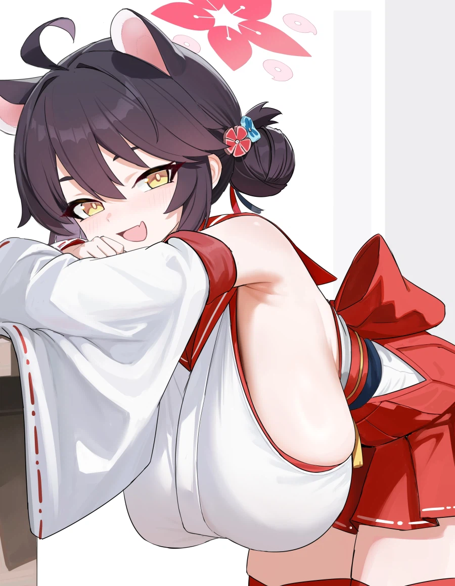 블루아카)어째선인지 옆모습이 자주 나오는 학생_2.webp