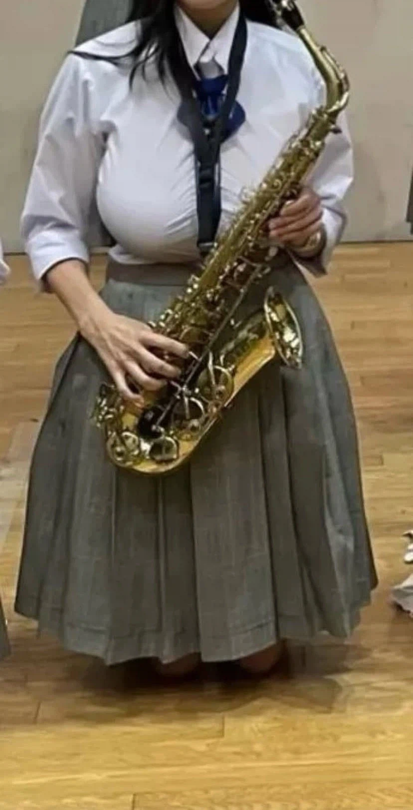 귀보다 눈을 집중시키는 악기