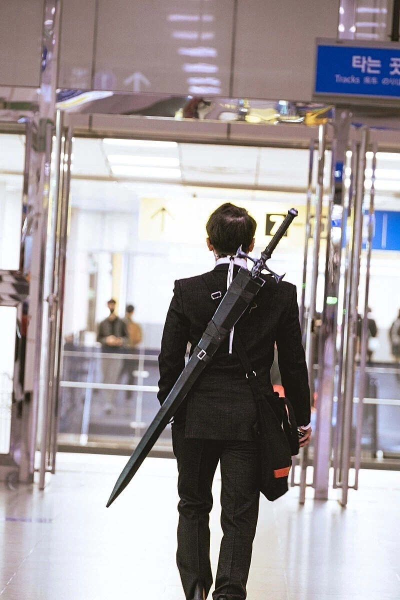 당신은 게이트가 생긴 대한민국을 지킬 헌터가 되었습니다.