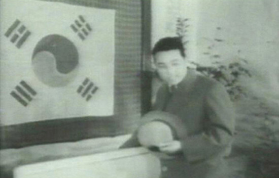 통일 이후 국기는 무조건 태극기여야 하는 이유.jpg_9.jpg