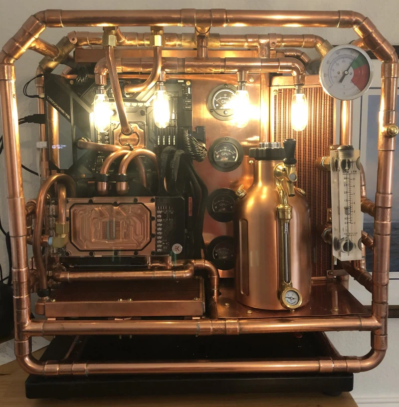 커스텀 수냉 PC.... 존나 구리네...