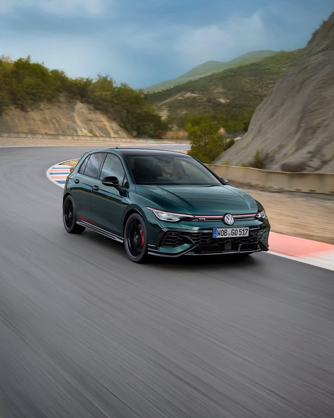 다크 모스 그린  메탛린