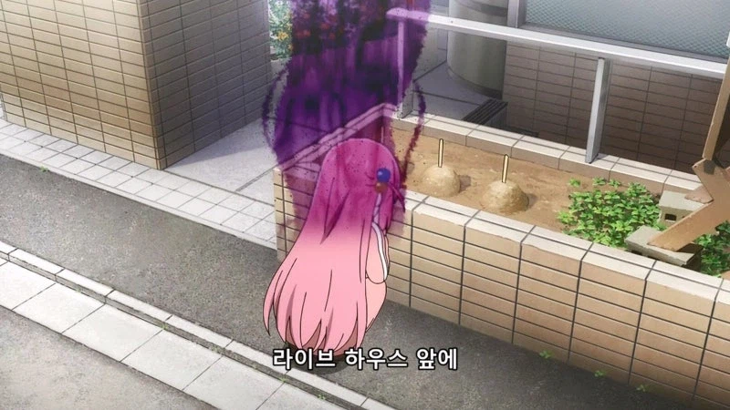 인기가 엄청난 여고생 밴드의 추악한 민낯_13.webp