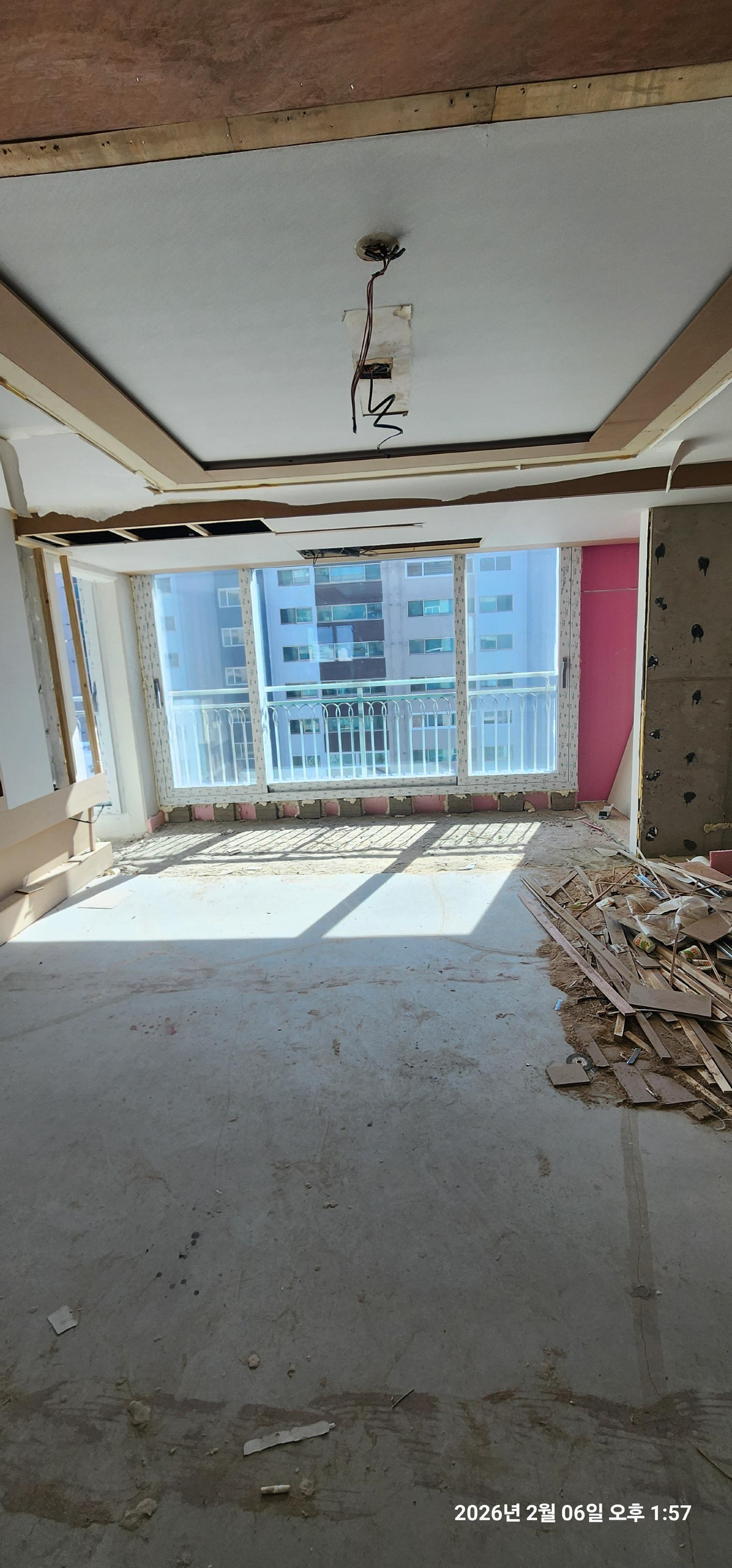 이름까지 속인 인테리어 사기, 유치원 교사의 눈물 - 5천만 원 편취 및 연쇄 피해 고발