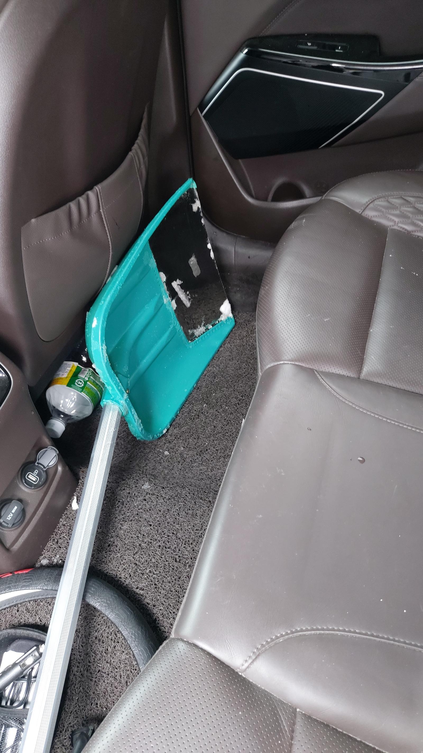 다들 차에 이런거 있지 않나요?