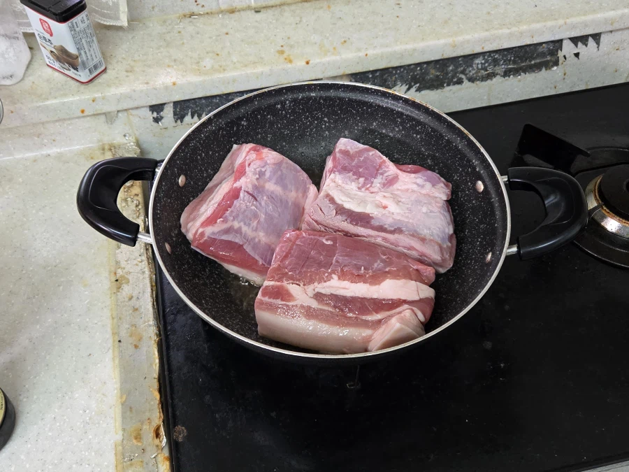 다들 식사는 드셨습니까?_1.webp