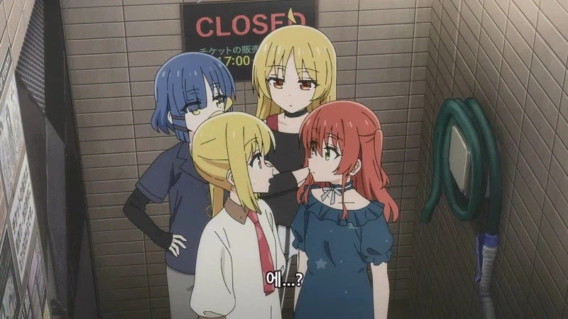 인기가 엄청난 여고생 밴드의 추악한 민낯_17.webp