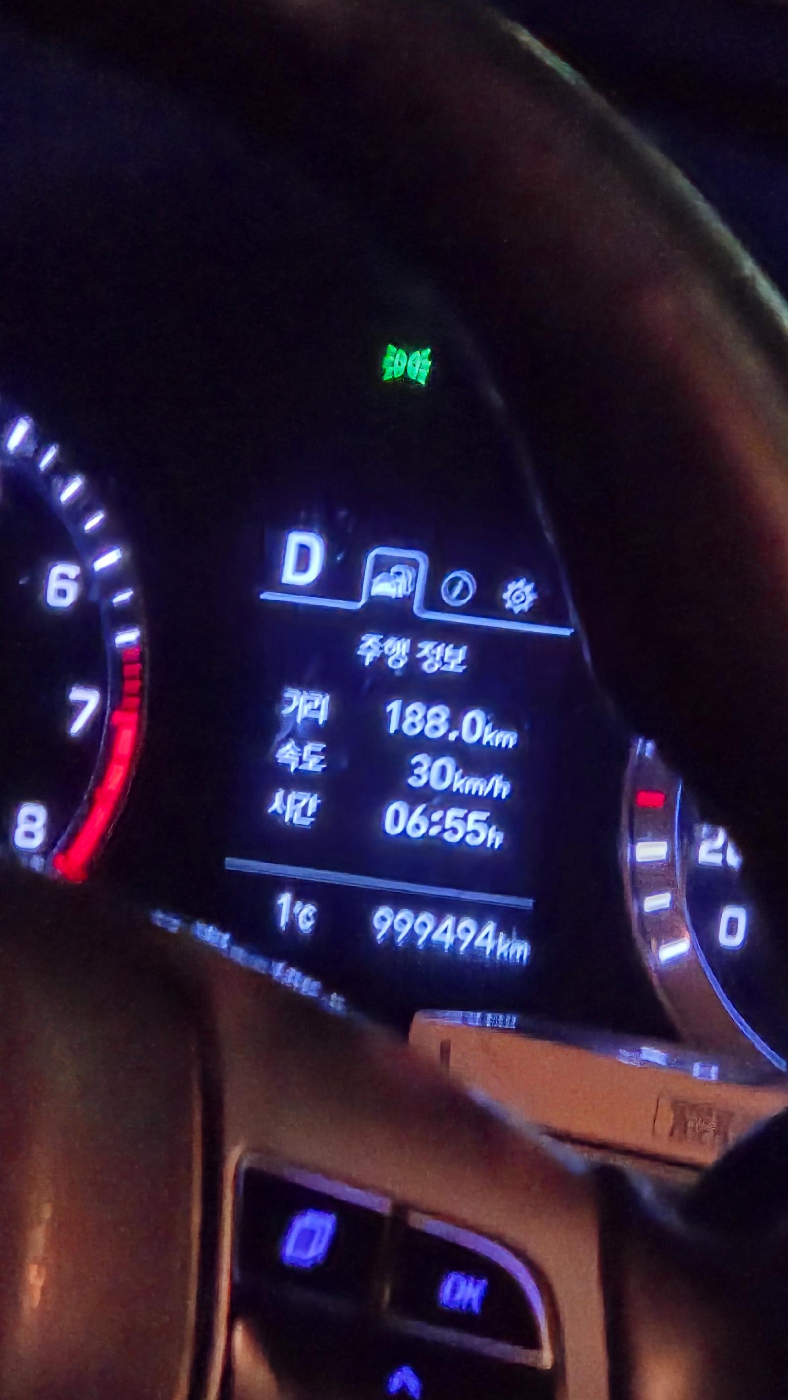 쏘나타 뉴라이즈 100만