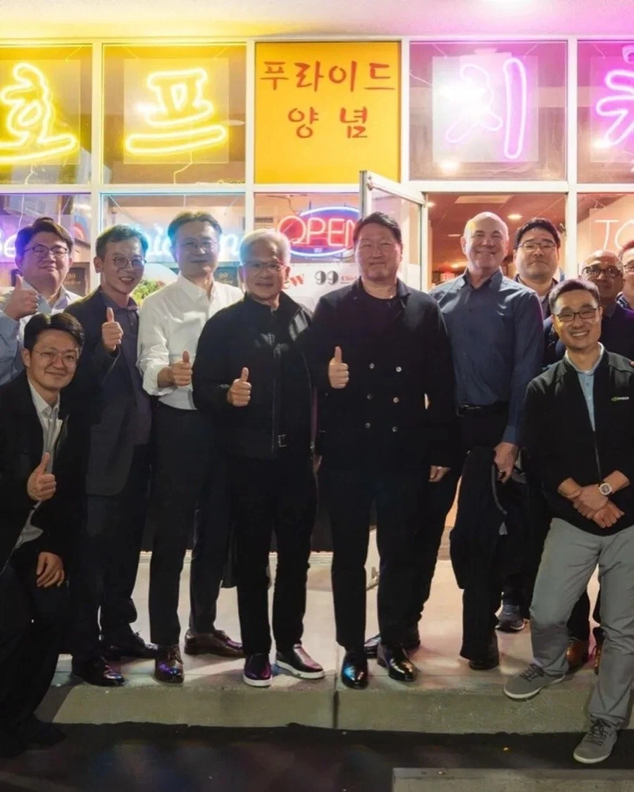 요즘 젠슨황 근황_1.webp