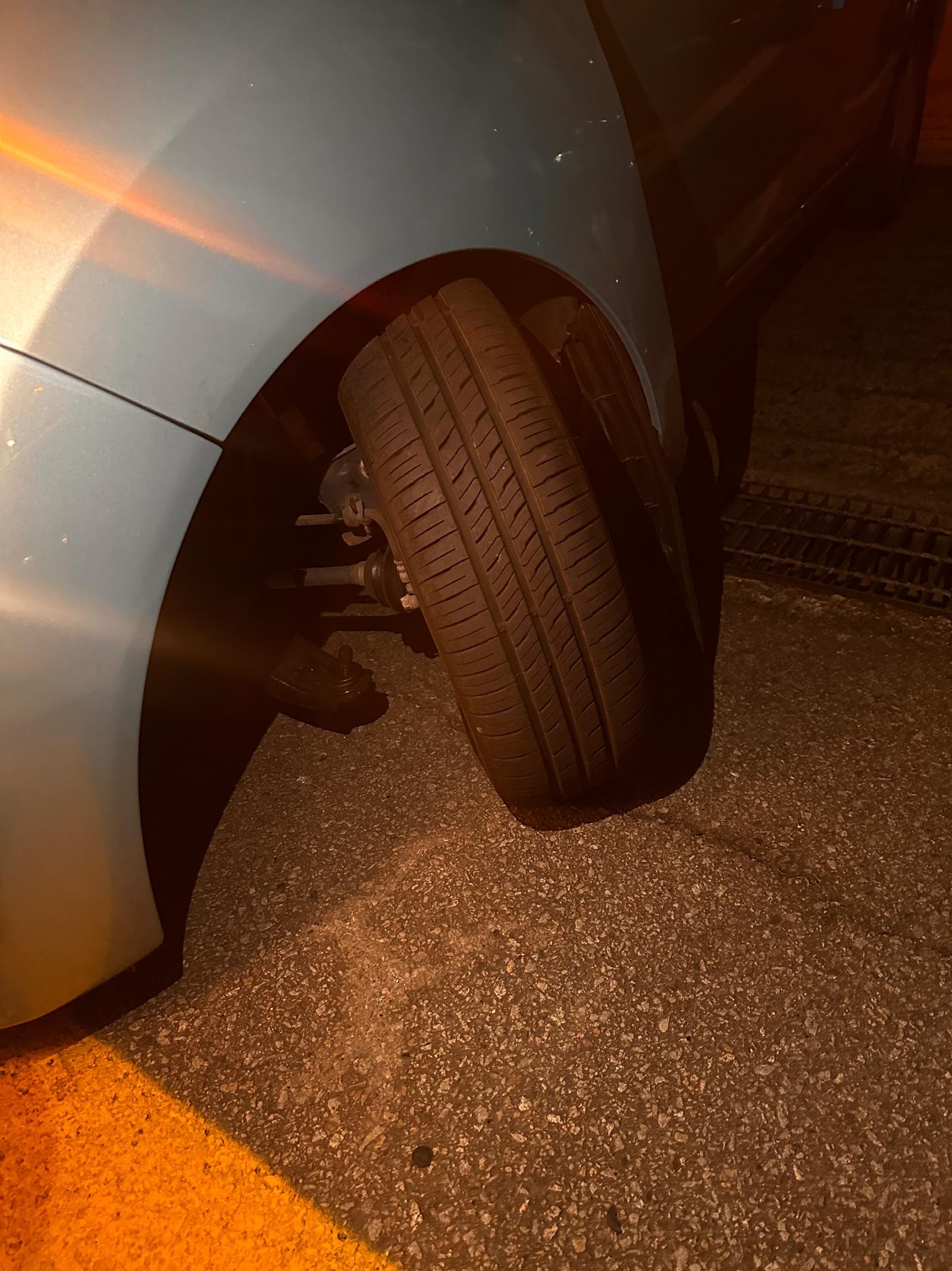 문의) 휠타이어 통째로 빠질수 있나요?